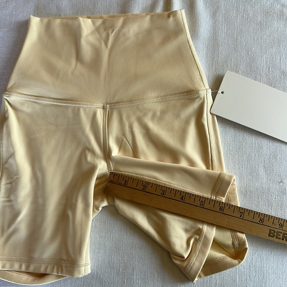 Lululemon Align High Rise Short 6" Butter Cream 0 NWT - Picture 8 of 10